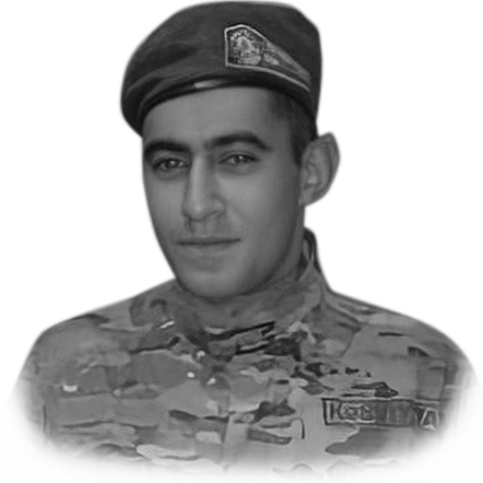 Әйелі мен бисексуалы порно онлайн Оны сиқырлап, май тамызып жатыр.